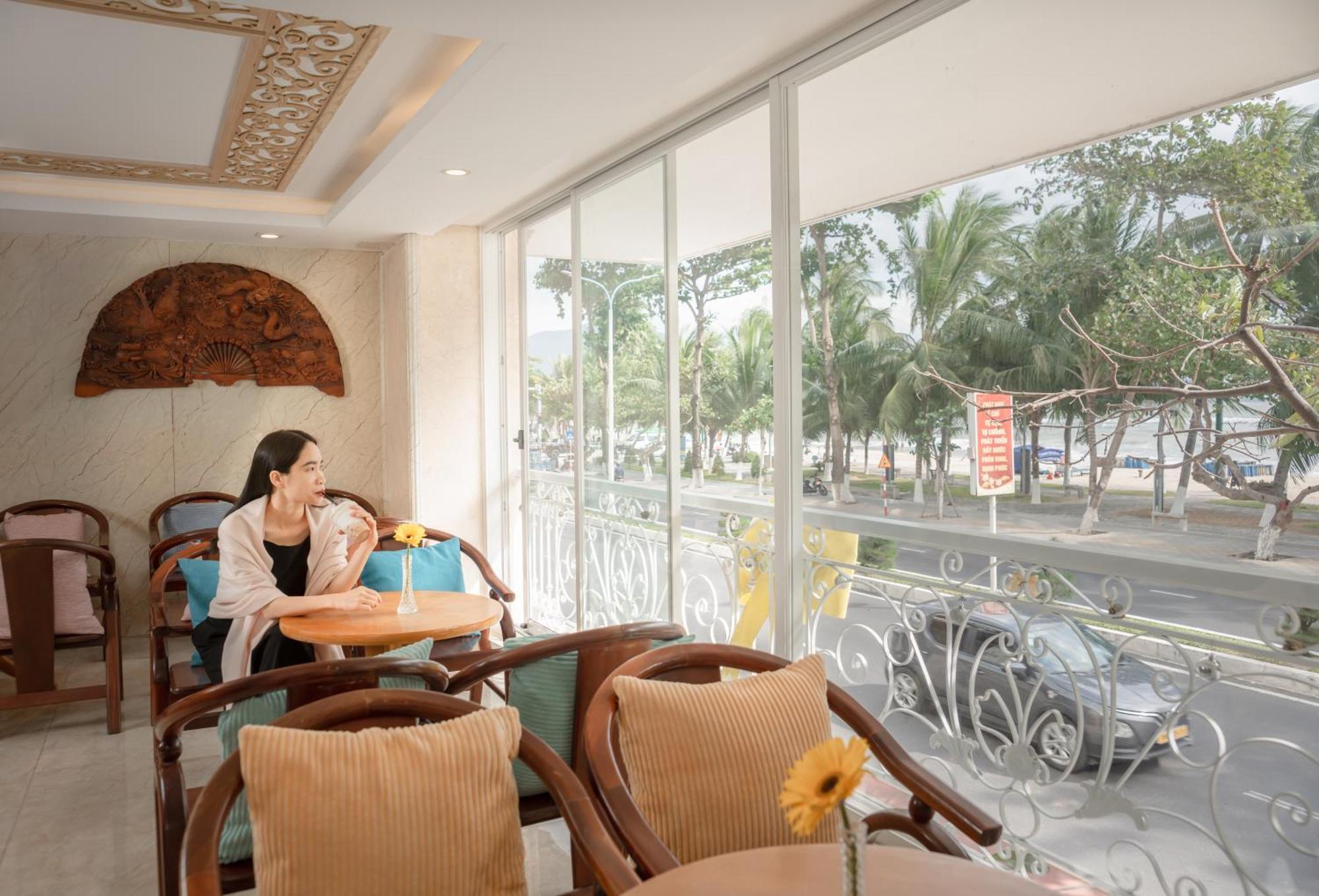 Nang Vang Hotel Nha Trang Exterior foto